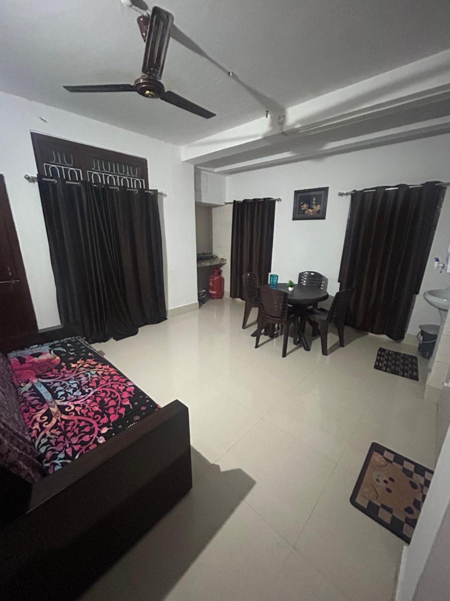 Adelyn'S Homestay Guwahati Exterior foto